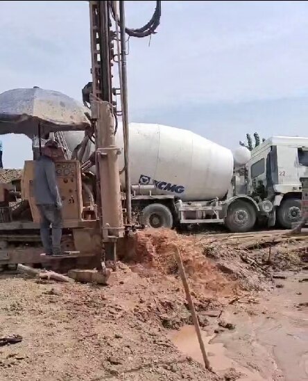 无为岩石井施工